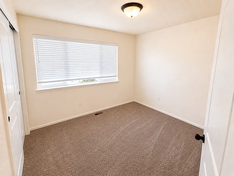 1643 Rise Dr — Photo 9