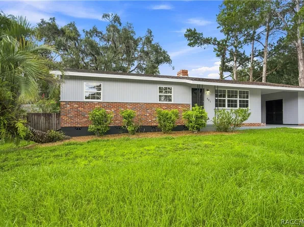 221 Alpine Cir, Brooksville, FL 34601