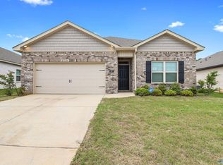 207 Antler Ridge Dr, Huntsville, AL 35811