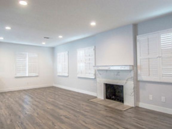 5th image of 6238 Ventura Canyon Ave