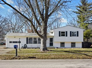 1727 Crescent Dr, Champaign, IL