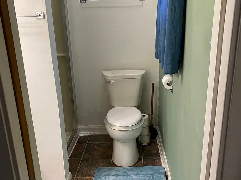 1012 W 1st St #3 — Photo 7