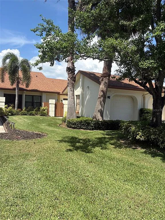 2 bed, 2.0 bath, 1129 sqft, $2,500 — Photo 1