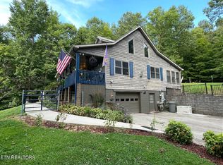 1057 Crockett Ridge Rd, Rose Hill, VA 24281