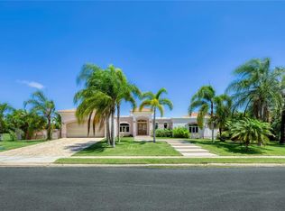 B7 Zaragoza, Vega Alta, PR 00692