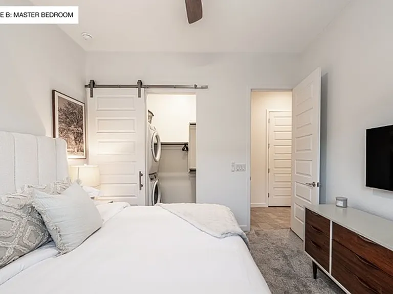 3422 S 176th Dr — Photo 16