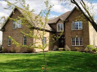 525 W Helen Rd, Palatine, IL 60067