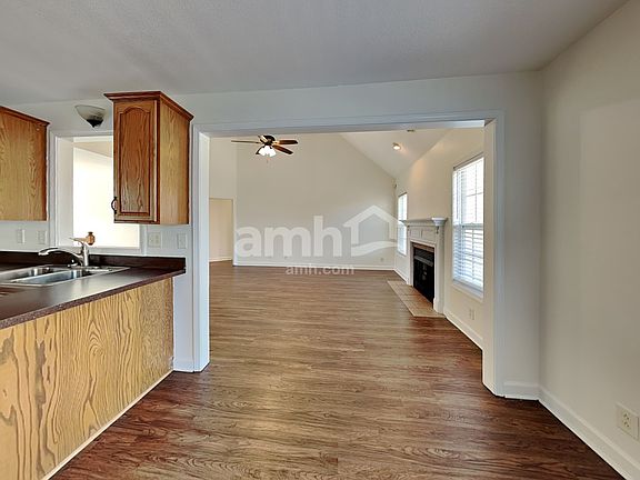 5th image of 3948 Justene Ct