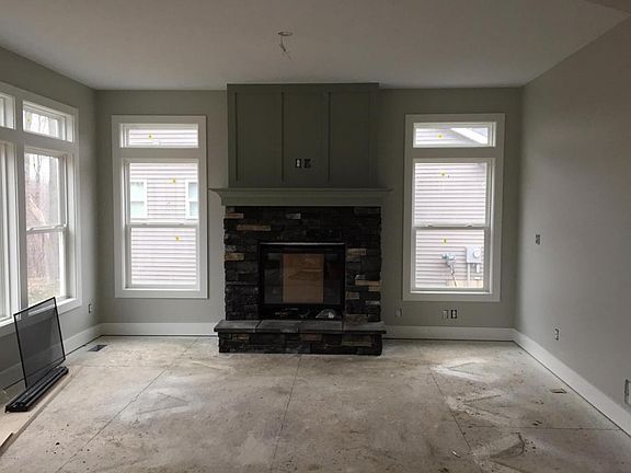 5th image of 6012 Statler Dr SE