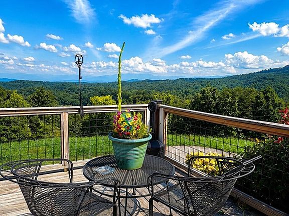 2nd image of 738 Autumns Peak Way