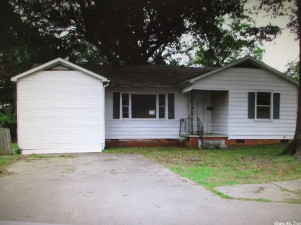 4214 Moss St, North Little Rock, AR 72118