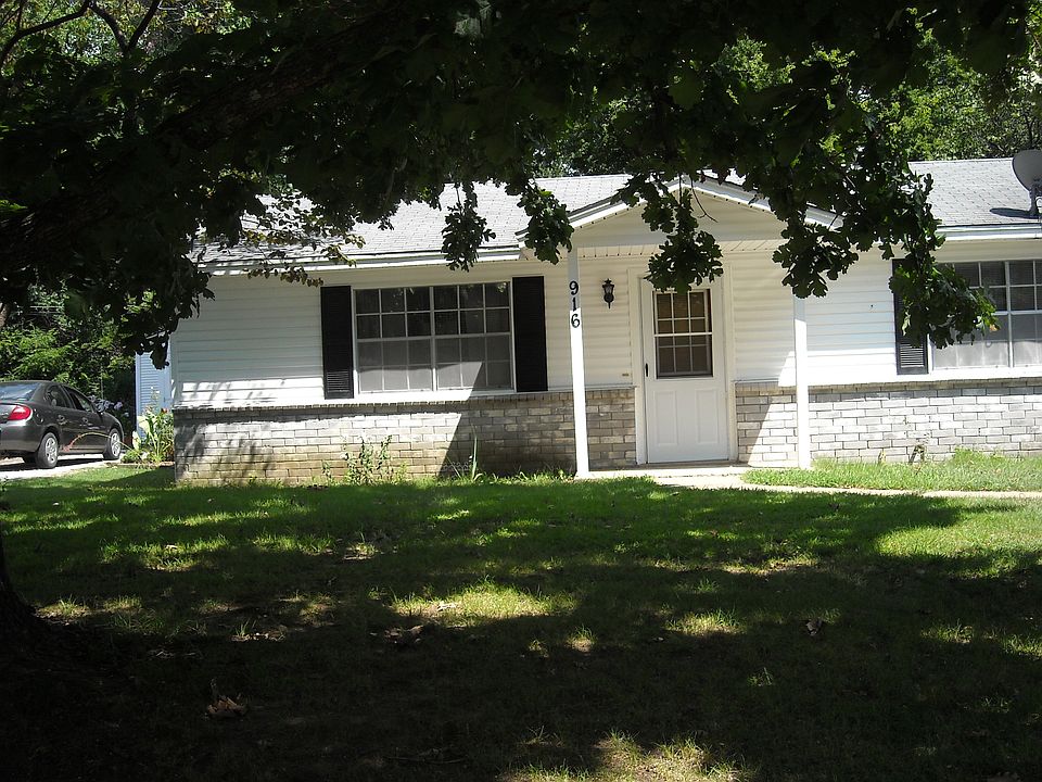 1st image of 916 N Cherokee Ave