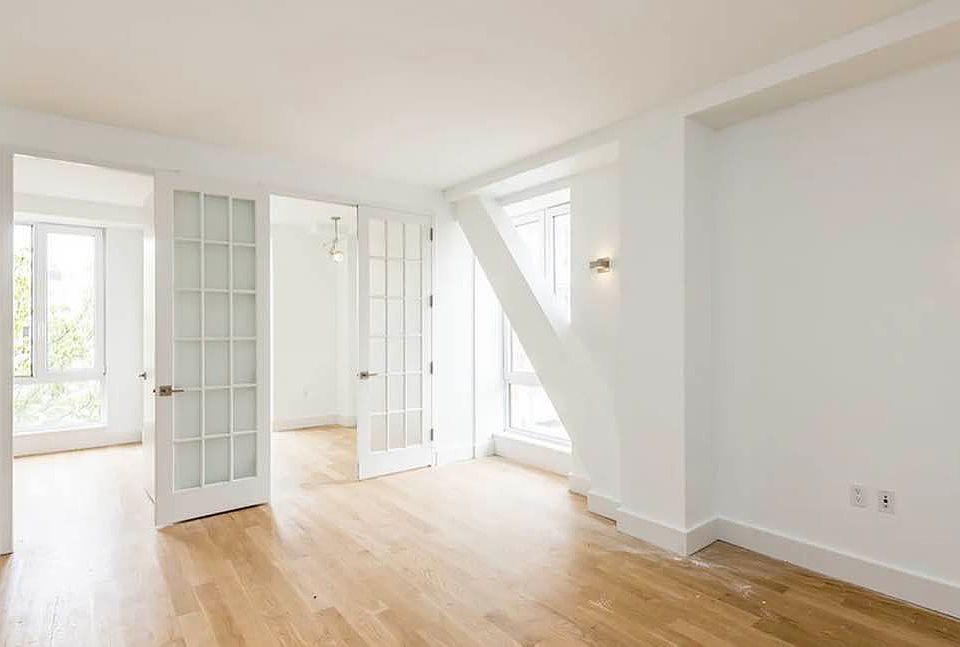 1st image of 74 Maujer St #1V