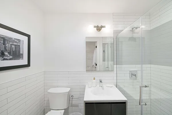 Rented by Bold New York | media 17