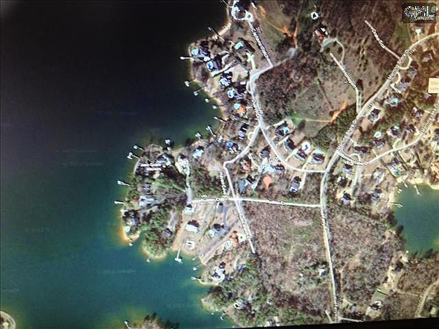 2nd image of 105 Due West Ct