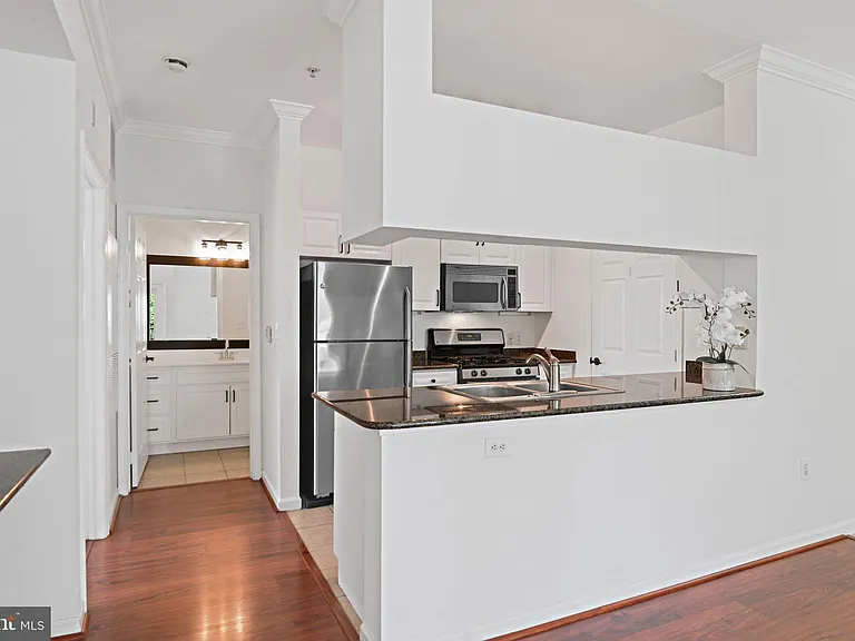 12921 Centre Park Cir #206 — Photo 16