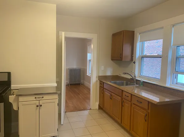 122 Washington St #122, Brighton, MA 02135