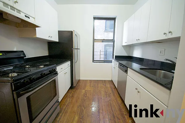 Rented by Link NY Realty | media 13
