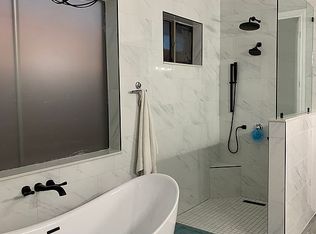 2318 E Mine Creek Rd, Phoenix, AZ 85024