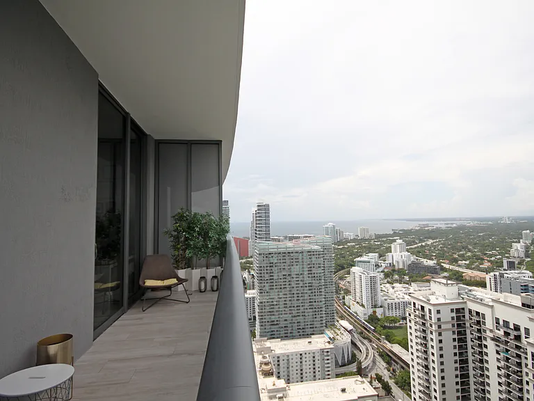 45 SW 9th St #4608 — Photo 22