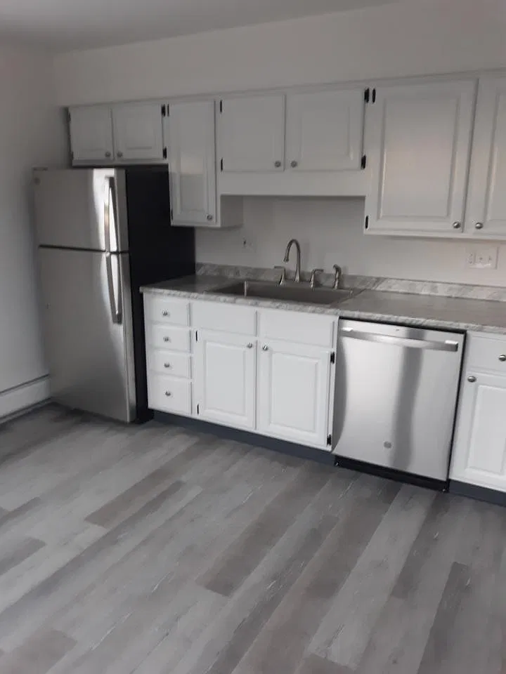 2 bed, 800 sqft, $1,450 — Photo 3