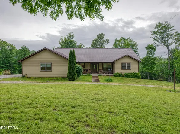 325 Burns Ridge Pvt Ln, Oneida, TN 37841