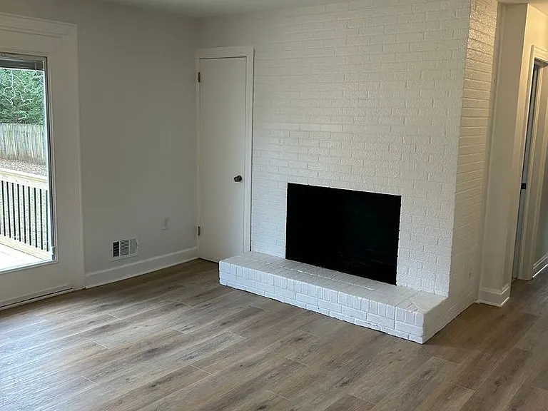 7 Vanderbilt Cir — Photo 6
