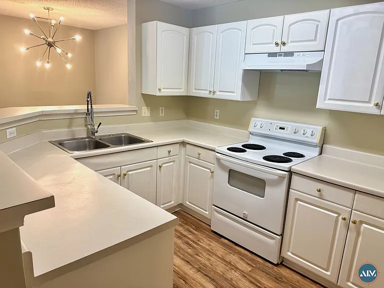 100 Kensington Blvd #712 — Photo 8