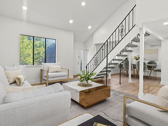 Living Area-Upgraded