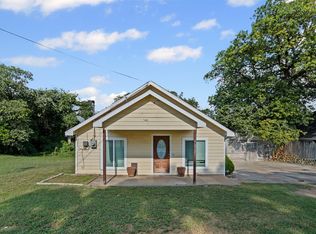 828 Springer Ave, Fort Worth, TX 76114