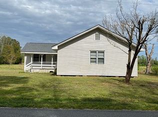 715 Van Eden Rd, Watha, NC 28478