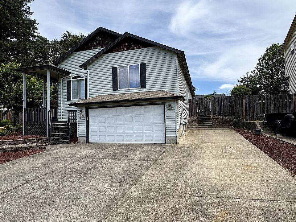 2nd image of 15653 Jade Glen Ave