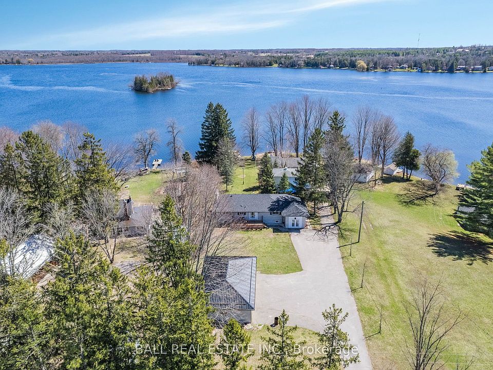 1st image of 1749 Youngs Point Rd
