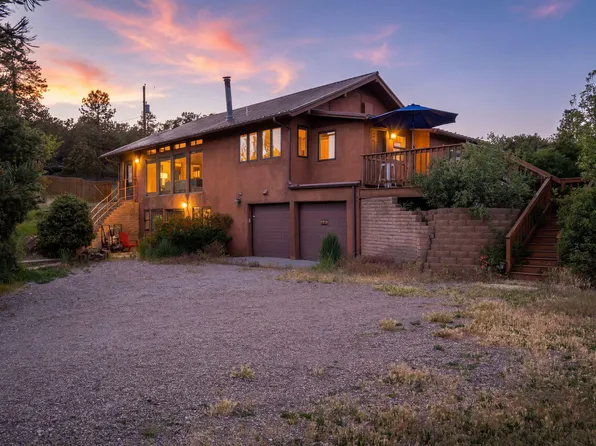 76 Raven Rd, Tijeras, NM 87059