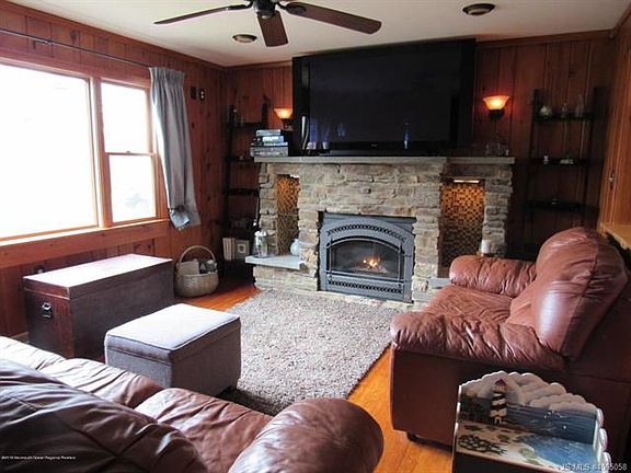 2nd image of 36 Walker Ln