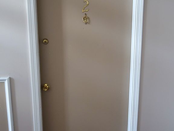 2nd image of 321 Fountain St NE #2