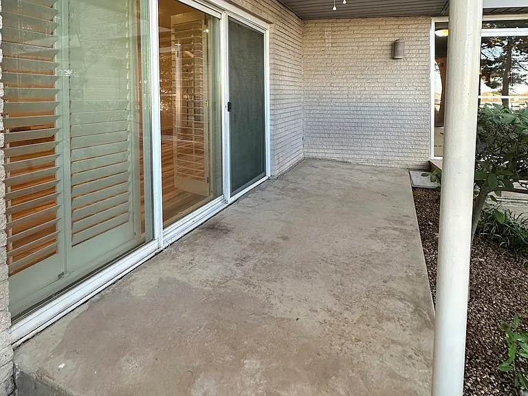 2301 Ridgmar Plz — Photo 17