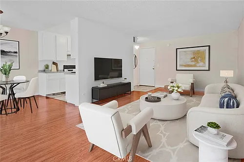 1735 N Fuller Ave #224 Photo 1