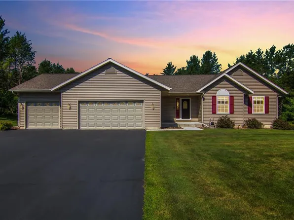 1120 Briarcliffe Drive, Altoona, WI 54720