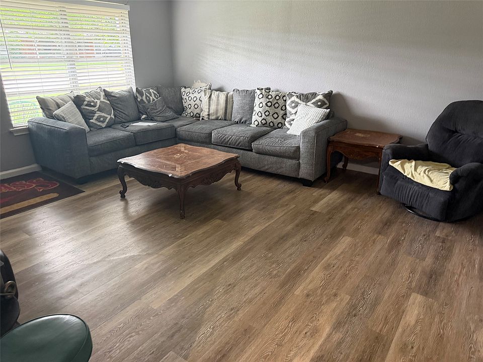 1st image of 13206 Blossomheath Ln