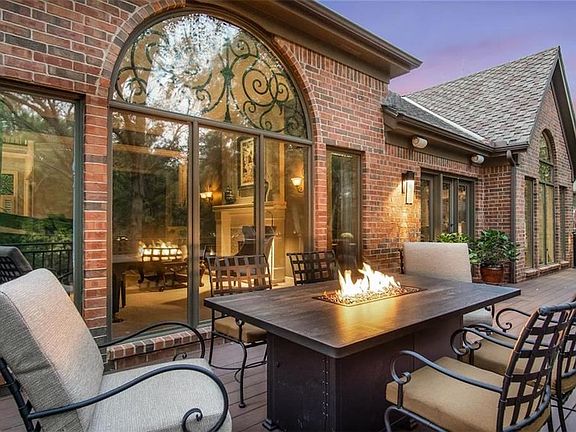 3rd image of 3705 Ironhorse Ct