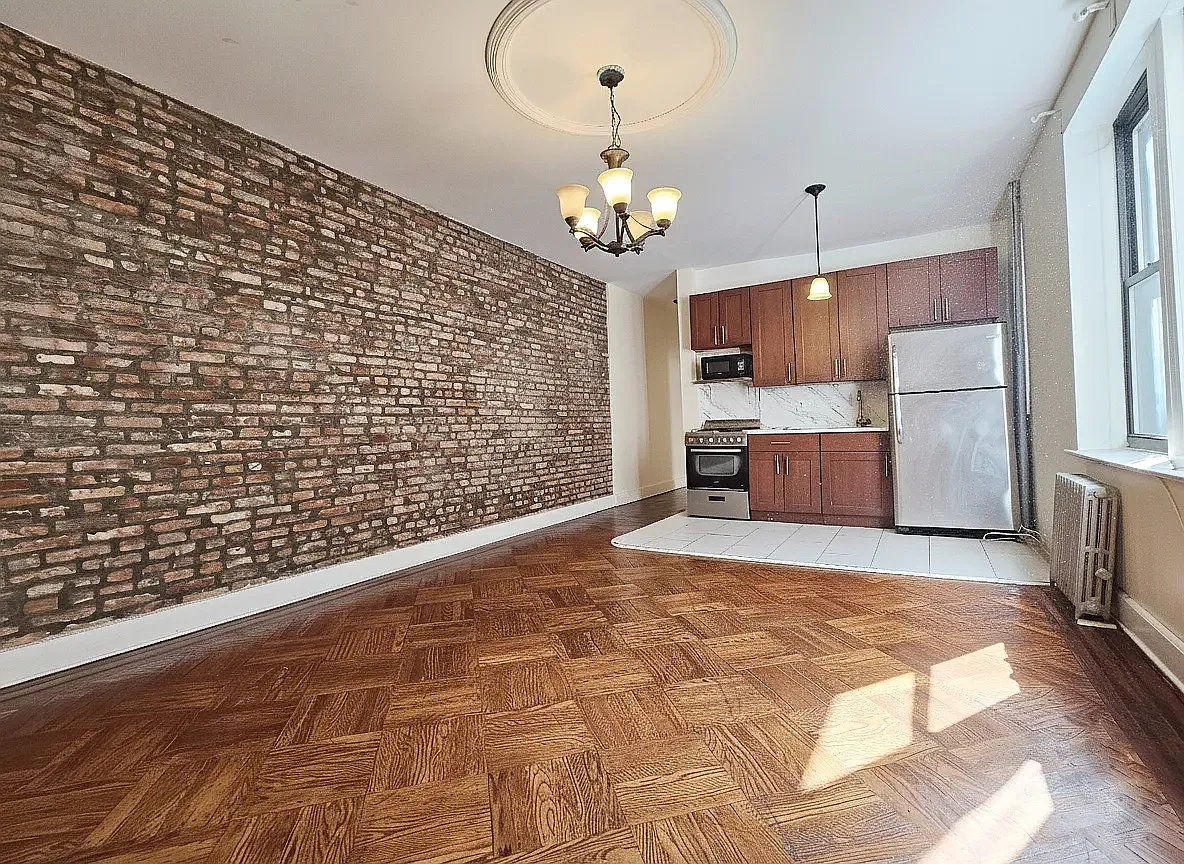 1166 Pacific Street — Photo 1