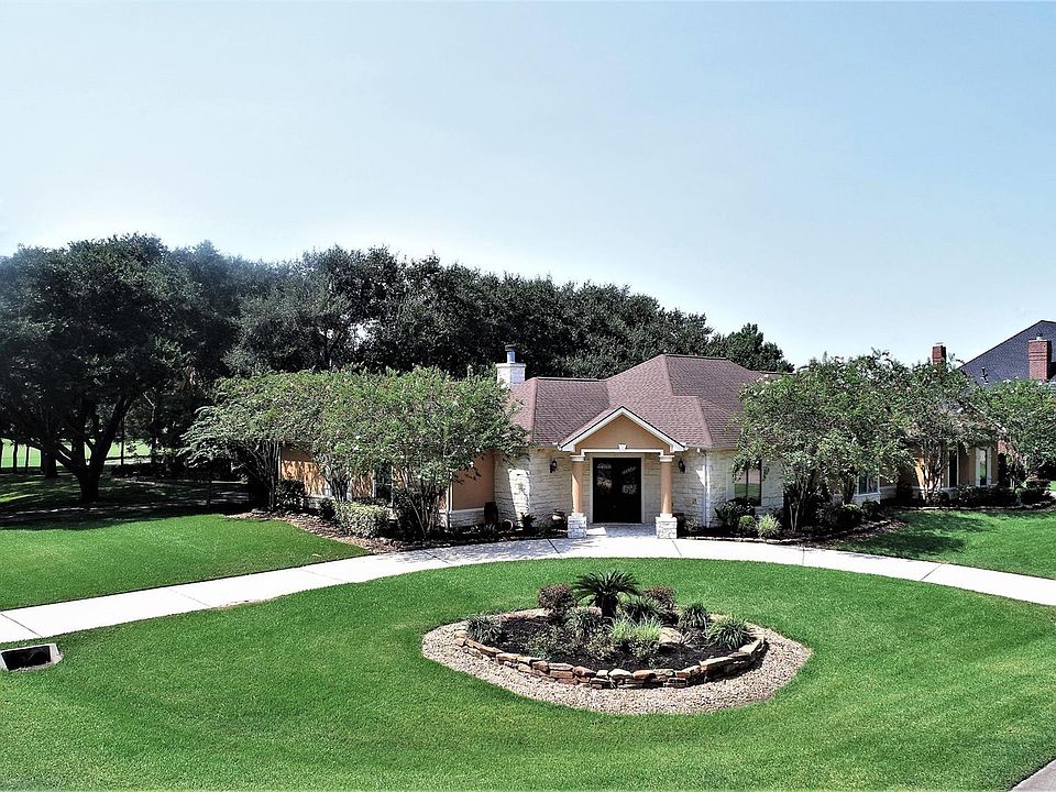 1st image of 32502 Woodseave Ct