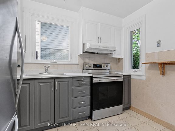 5th image of 157 Mulvihill Ave