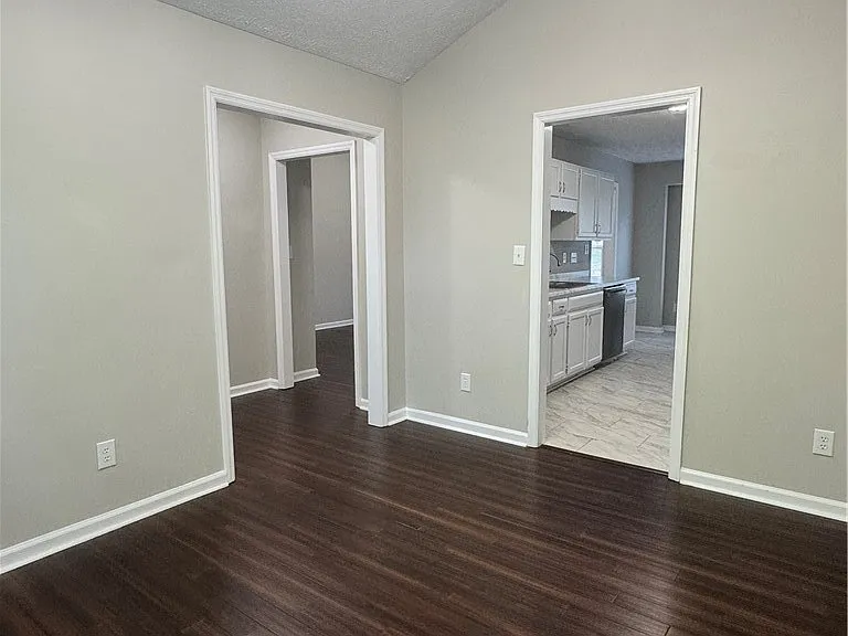 123 Cornwallis Ct — Photo 4