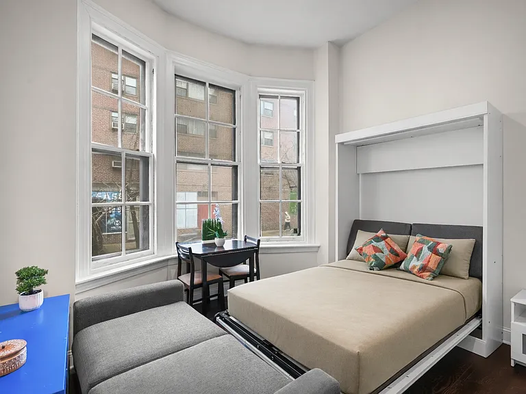 115 S 21st St #104 — Photo 2