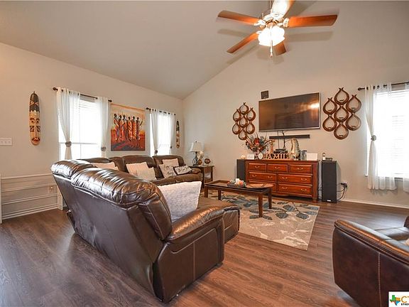 3rd image of 1204 Shims Blvd