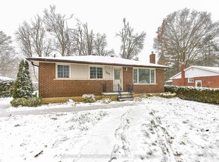 255 Lawrence Ave, Orillia, ON L3V 5M5