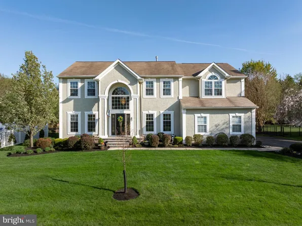 17 Chase Rd, Lumberton, NJ 08048