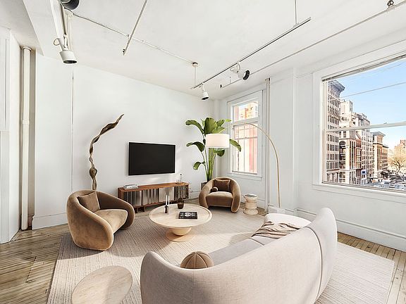 2nd image of 718 Broadway APT 4A